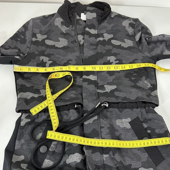 CAbi 3911 Jacket Womens Small Black Camo ATC Cinch Drawstring Waist Full Zip - Picture 10 of 12